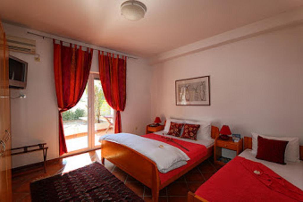 Apartments Villa Kukoljac Херцег Нови Екстериор снимка